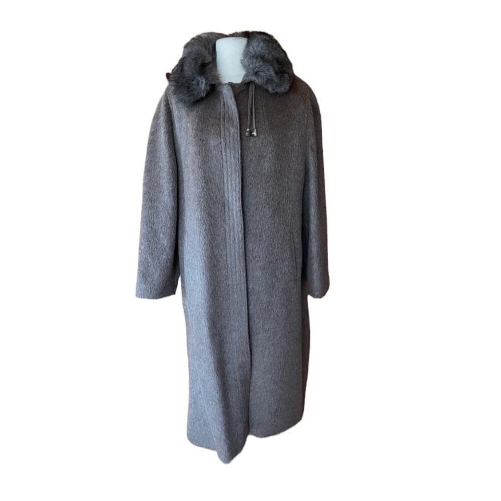 Vintage Artein Madrid Llama‎ Alpaca Full Length Button Down Coat